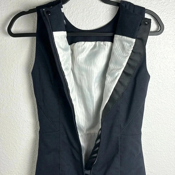 H&M Size 4 Dark Blue Dress - Picture 6 of 7